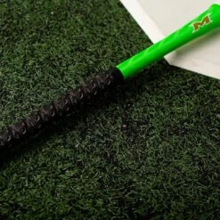 2023 Miken Limited Edition Freak "Lucky" 12.5" USSSA Slowpitch Softball Bat: MSU3FLKL -Baseball Gear Shop MSU3FLKL Lifestyle 4